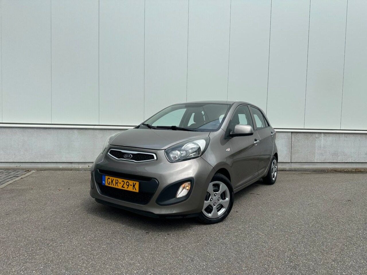 Kia Picanto - 1.0 CVVT - Airco / Navi / Camera / Carplay / Elektr. ramen - AutoWereld.nl