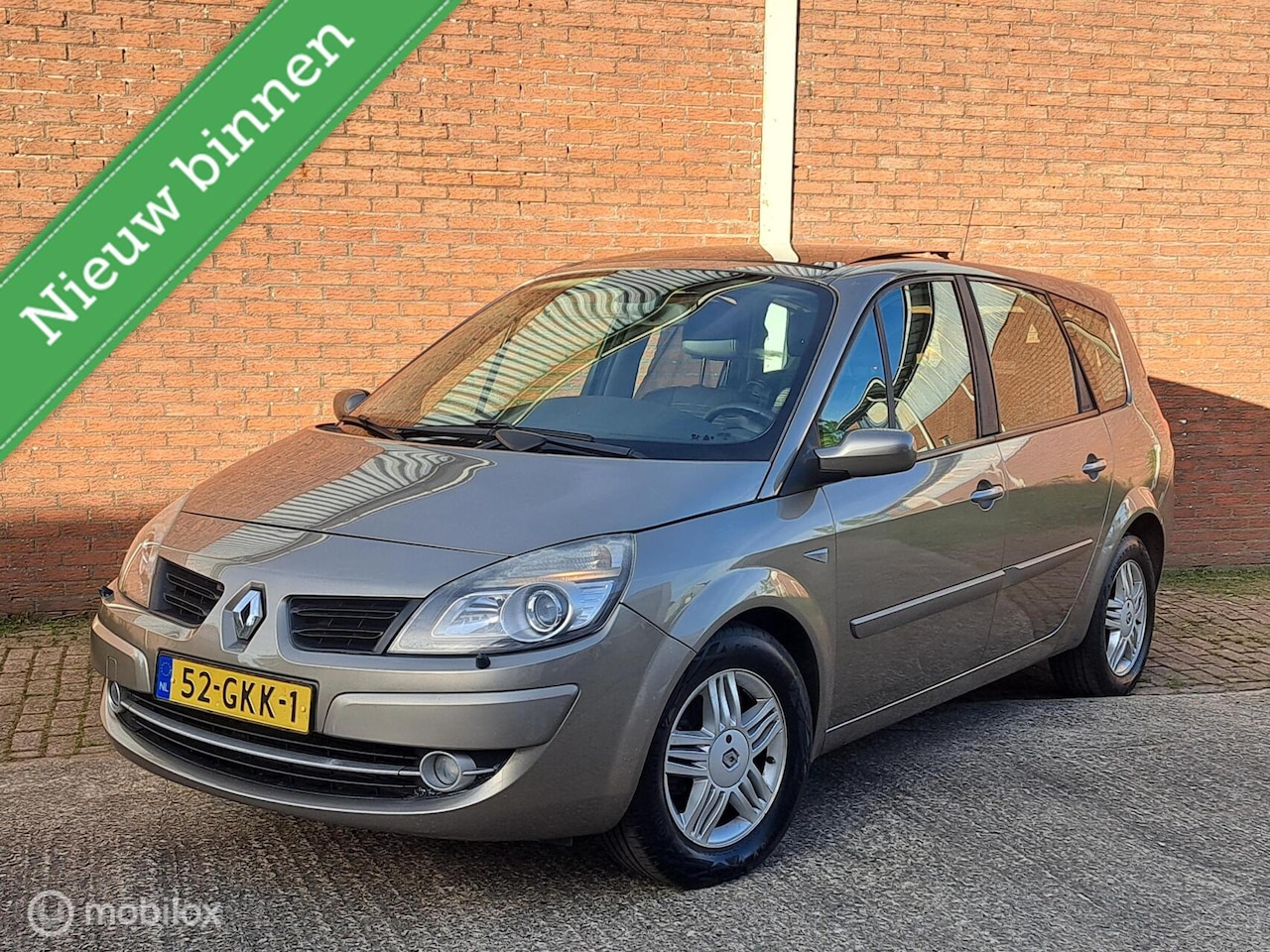 Renault Grand Scénic - 2.0-16V Tech Line 7p. 2.0-16V Tech Line 7persoons - AutoWereld.nl