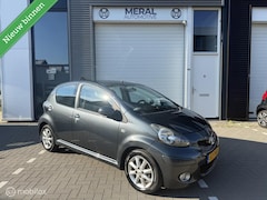 Toyota Aygo - 1.0-12V Comfort Navigator 5Drs Airco NAP