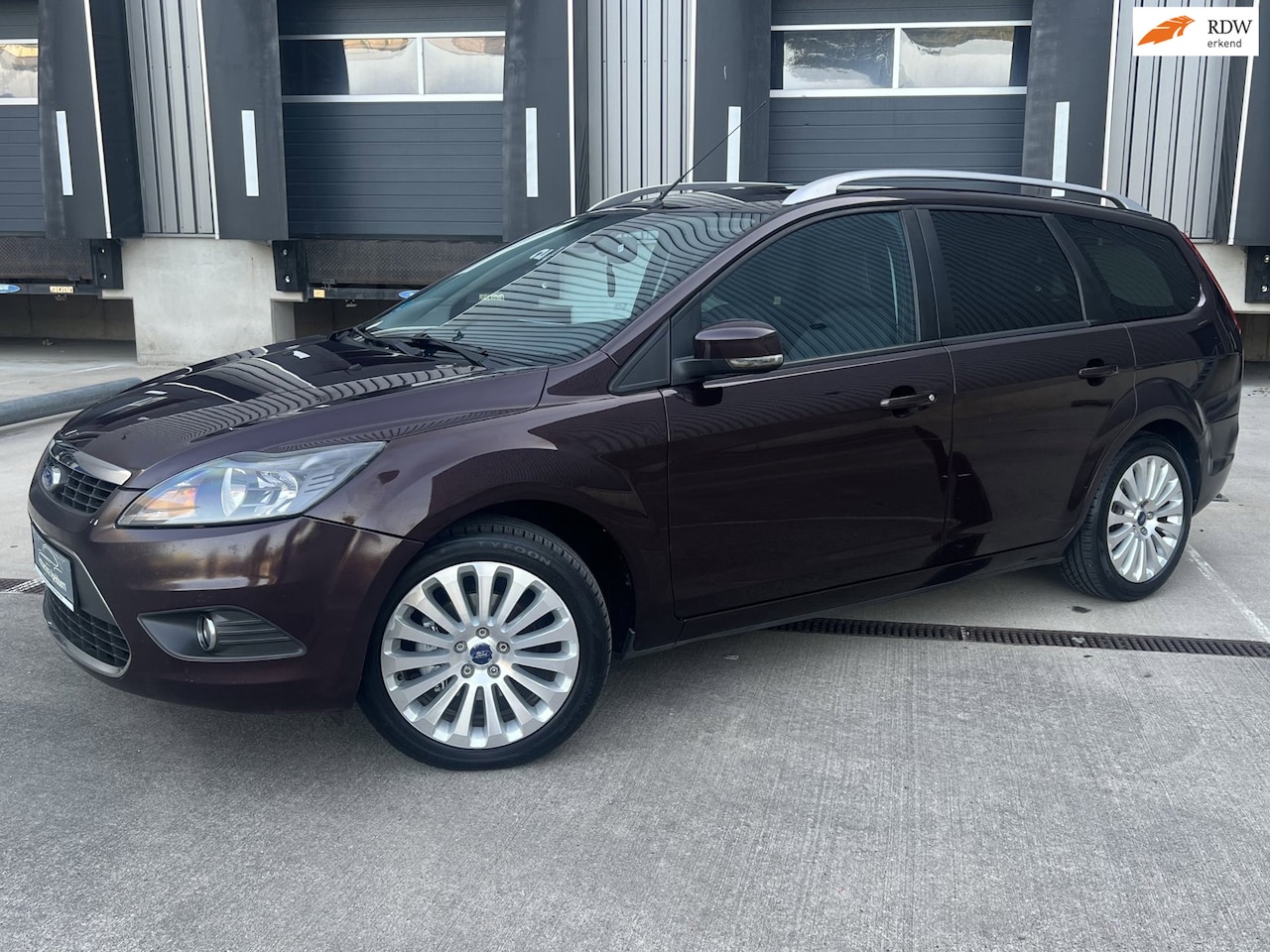 Ford Focus Wagon - 1.8 Trend Flexi Fuel 1.8 Trend Flexi Fuel, Airco, Stoelverwarming - AutoWereld.nl
