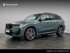 BMW X1 - xDrive25e M-Sport Pro | Trekhaak | Panoramadak | Comfort Access | Stuurwielverwarmd | Came