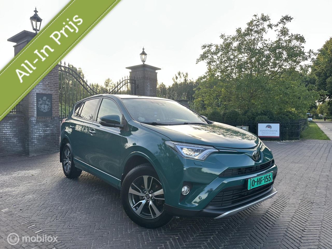 Toyota RAV4 - 2.0 D-4Drive Executive Trekhaak Camera Export✅ - AutoWereld.nl