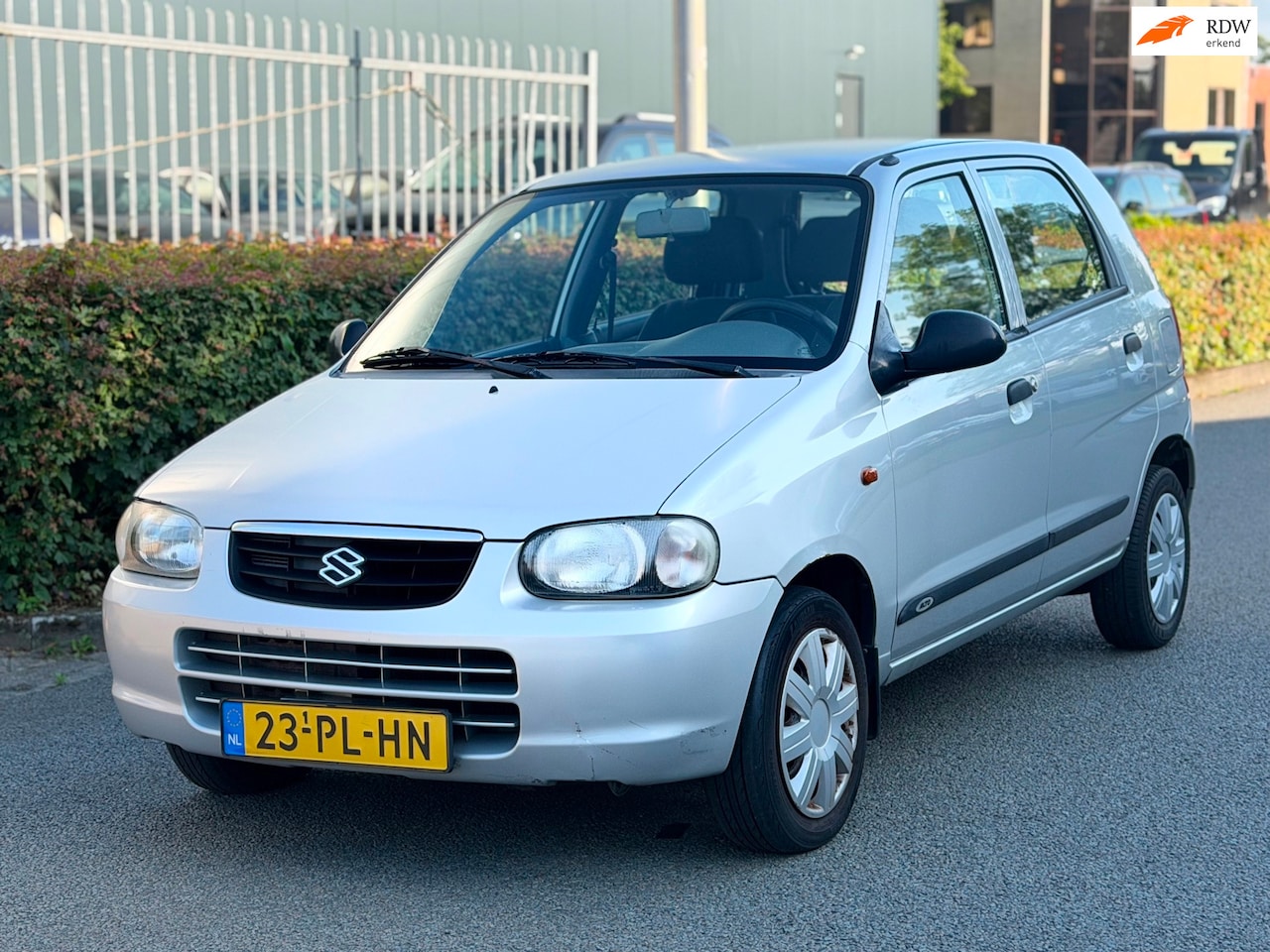 Suzuki Alto - 1.1 GLX 5-DEURS STUURBEKR./ELEKTR. RAMEN | INRUILKOOPJE ! - AutoWereld.nl