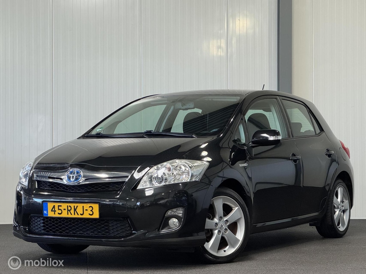 Toyota Auris - 1.8 Full Hybrid Dynamic [ NAP Carplay cruise ] - AutoWereld.nl