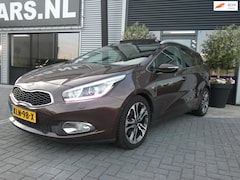 Kia Cee'd - 1.6 GDI Super Pack Premium Achteruitrijcamera|Elec. pakket|LM|Panodak