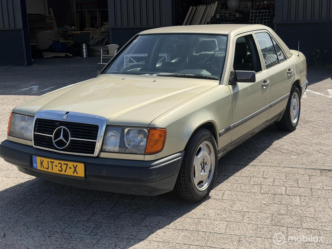 Mercedes-Benz 230 - 200-500 E - AutoWereld.nl