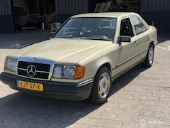 Mercedes-Benz 230 - 200-500 E