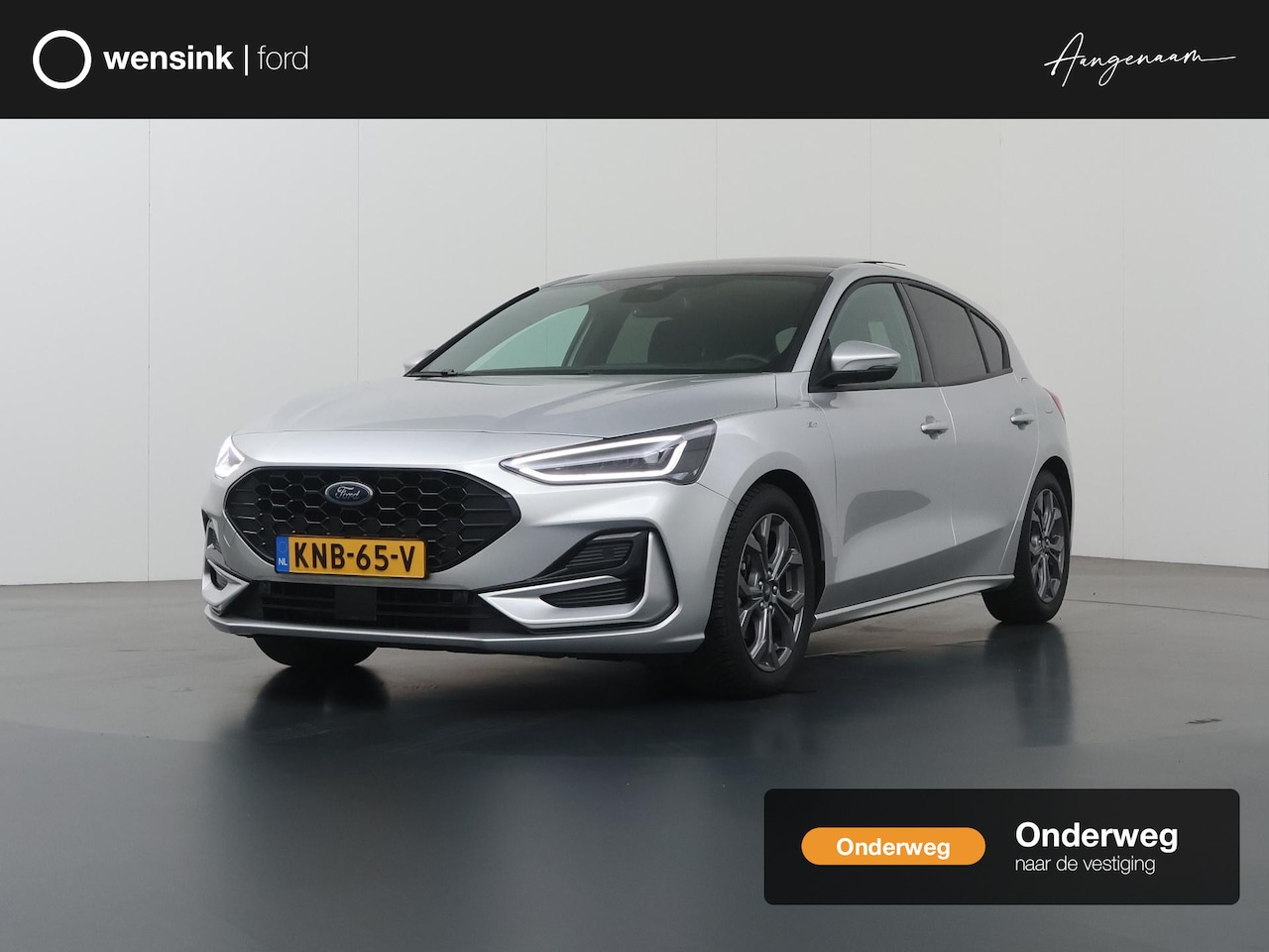 Ford Focus - 1.0 EcoBoost Hybrid ST Line X | Panoramadak | Winterpakket | Matrix Led | Parkeercamera | - AutoWereld.nl