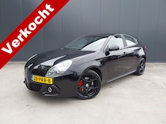 Alfa Romeo Giulietta - 1.4 T 170 PK Distinctive CAMERA HALF LEER CRUISE ECC LED AFNB TREKHAAK