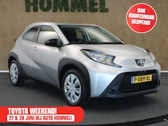 Toyota Aygo X - 1.0 VVT-i MT Play - ORIGINEEL NEDERLANDSE AUTO - TREKHAAK ( UITSLUITEND VOOR FIETSEN TE VE