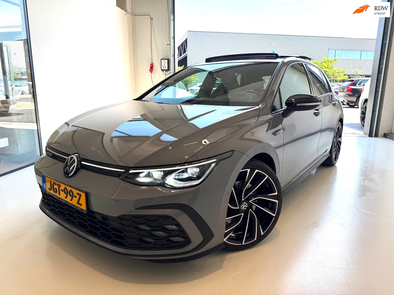 Volkswagen Golf - 2.0 TDI GTD Panorama Leder Garantie Apk Camera - AutoWereld.nl