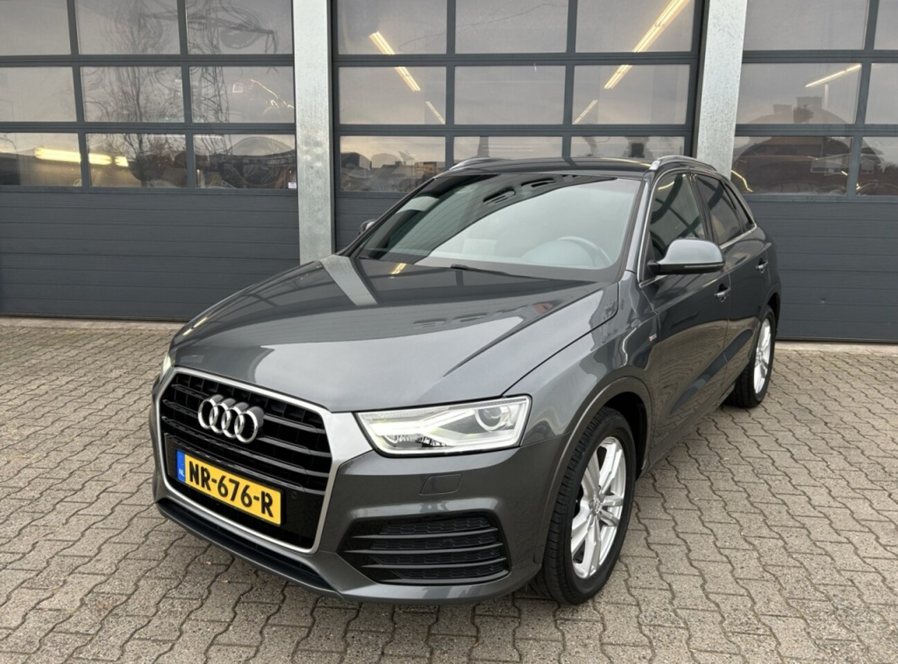 Audi Q3 - 1.4 TFSI 150pk CoD S-Tronic Sport S Line Edition - AutoWereld.nl