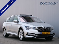 Skoda Superb Combi - 1.4 TSI iV Style 218 Pk Automaat Navi / DAB / Apple Carplay / Pano-dak