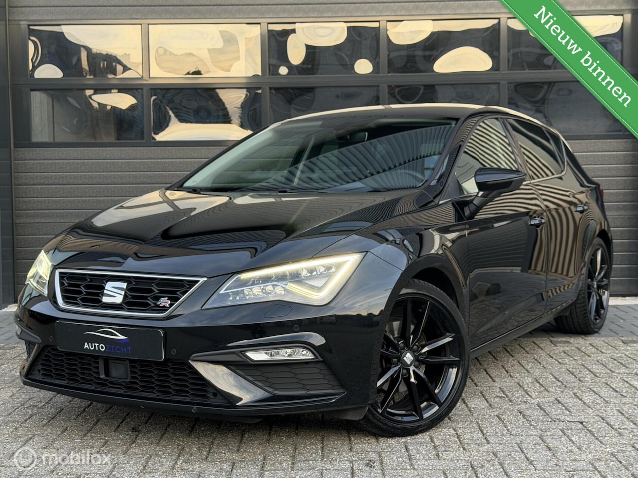SEAT Leon - 1.5 TSI FR Business Intense 1.5 TSI FR Business Intense - AutoWereld.nl