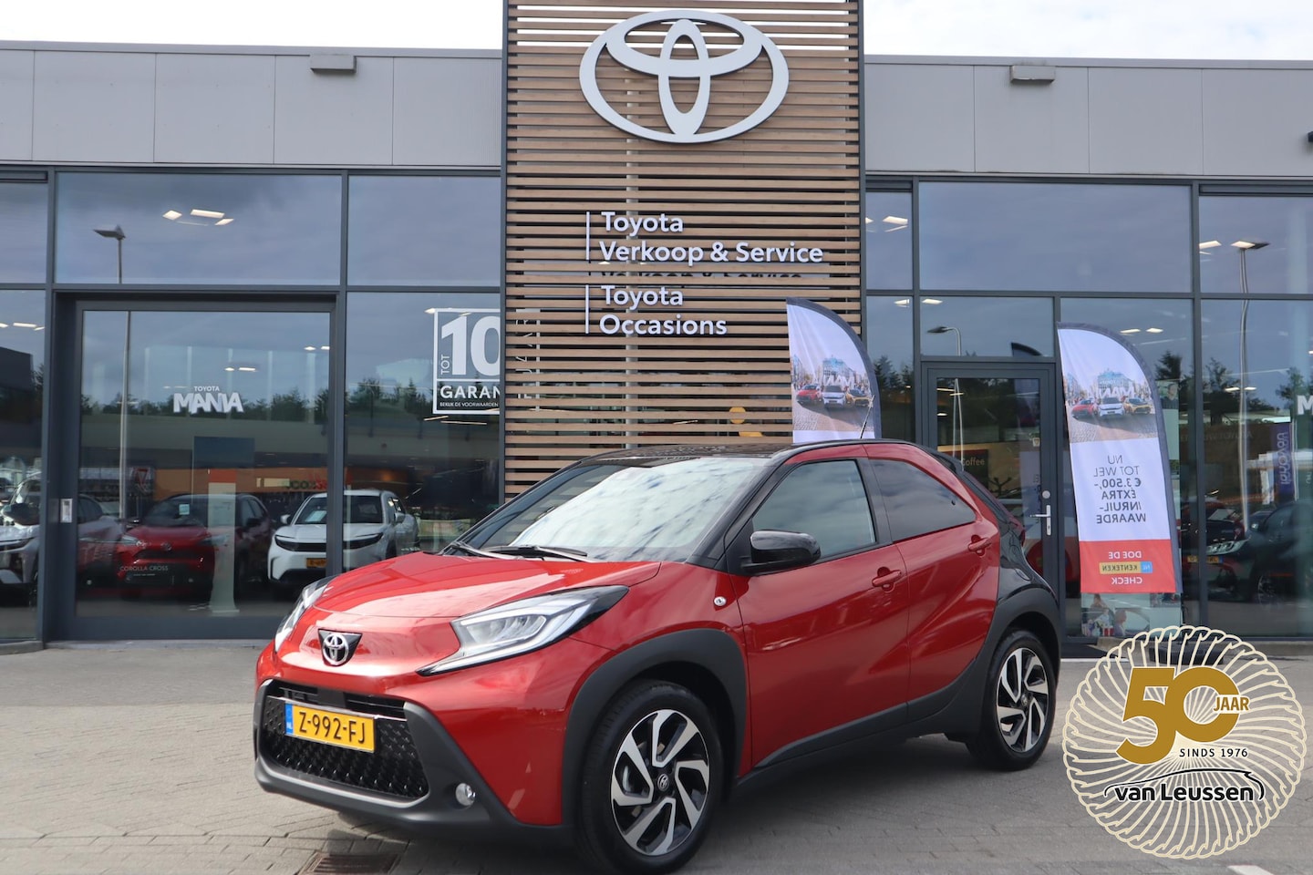Toyota Aygo X - PULSE NL-AUTO 1E EIGENAAR CLIMA NAVI APPLE/ANDROID LM-VELGEN PRIVACY-GLASS - AutoWereld.nl