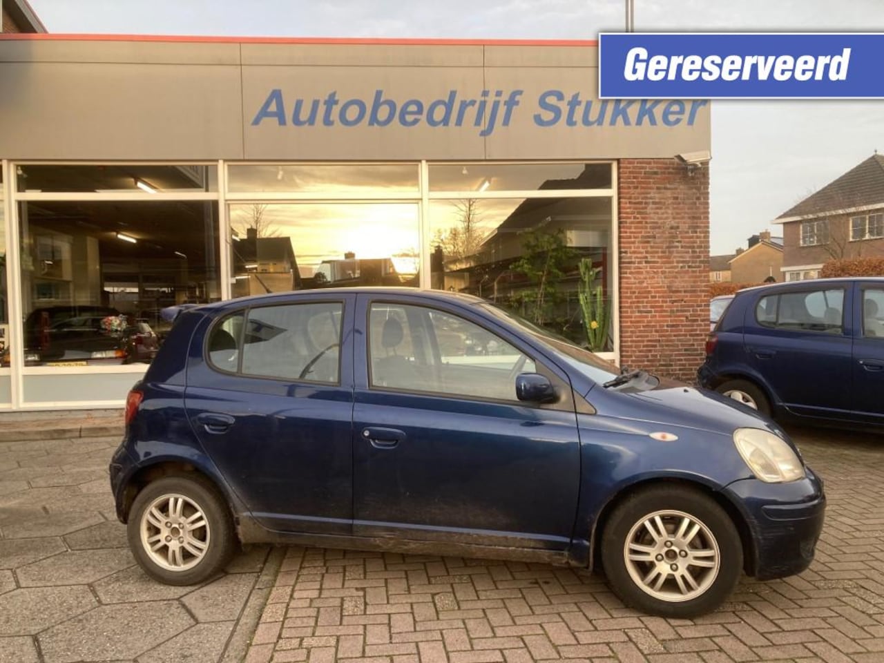 Toyota Yaris - 1.3 Vvt-i  S-Line Airco Spoiler 5 Drs. - AutoWereld.nl