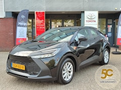 Toyota C-HR - 1.8 Hybrid 140 NL-AUTO 1E-EIG AD-CRUISE BLIND SPOT NAVI 17'' LM-VELGEN CAMERA APPLE/ANDROI