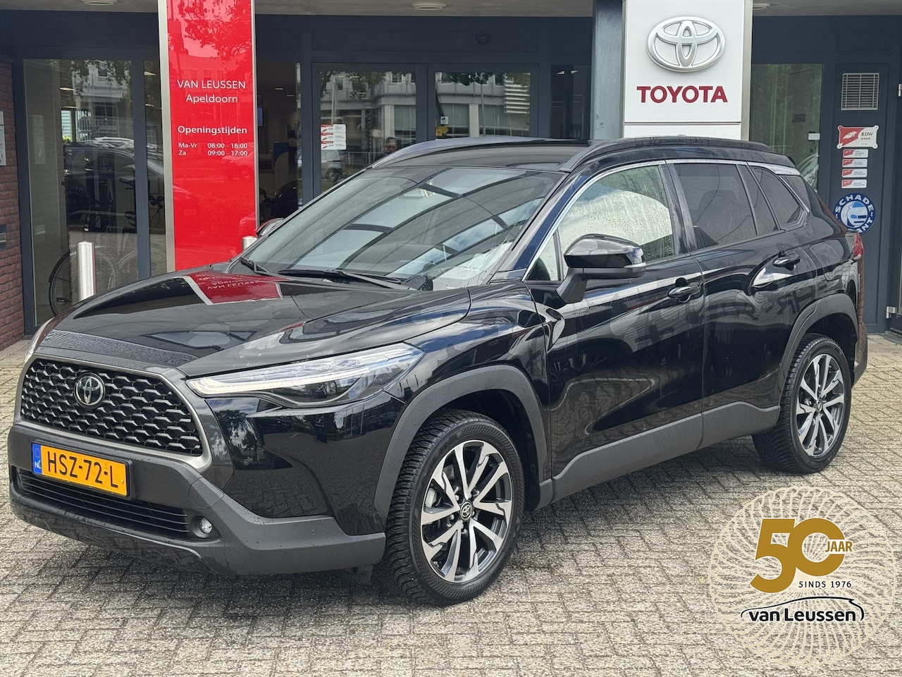Toyota Corolla Cross - Hybrid 140 STYLE EL-ACHTERKLEP BLIND-SPOT PARK-SENSOR KEYLESS 4S-BANDEN LM-VELGEN CAMERA C - AutoWereld.nl
