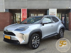 Toyota Yaris Cross - HYBRID 115 FIRST EDITION FACELIFT NL-AUTO 17'' LM-VELGEN NAVI CLIMA APPLE/ANDROID KEYLESS