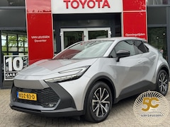 Toyota C-HR - 1.8 HYBRID 140 FIRST-EDITION ANDROID/APPLE STOEL/STUURVERW. P-SENSOREN EL-ACHTERKLEP DODEH