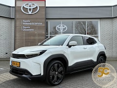 Toyota Urban Cruiser - EXECUTIVE 61 KWH VOORRAAD VOORDEEL VAN €39.345 VOOR €35.700 PANO-DAK STOEL/STUURVERW 360°