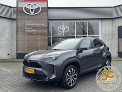 Toyota Yaris Cross - HYBRID 115 FIRST EDITION ALL-SEASON STOEL/STUURVERW APPLE/ANDROID NAVI CLIMA AD-CRUISE 17”