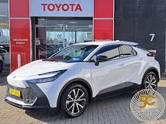 Toyota C-HR - 2.0 PHEV 220 DYNAMIC NL-AUTO 4-SEIZOENSBANDEN TREKHAAK PDC V+A STOEL- EN STUURVERWARMING