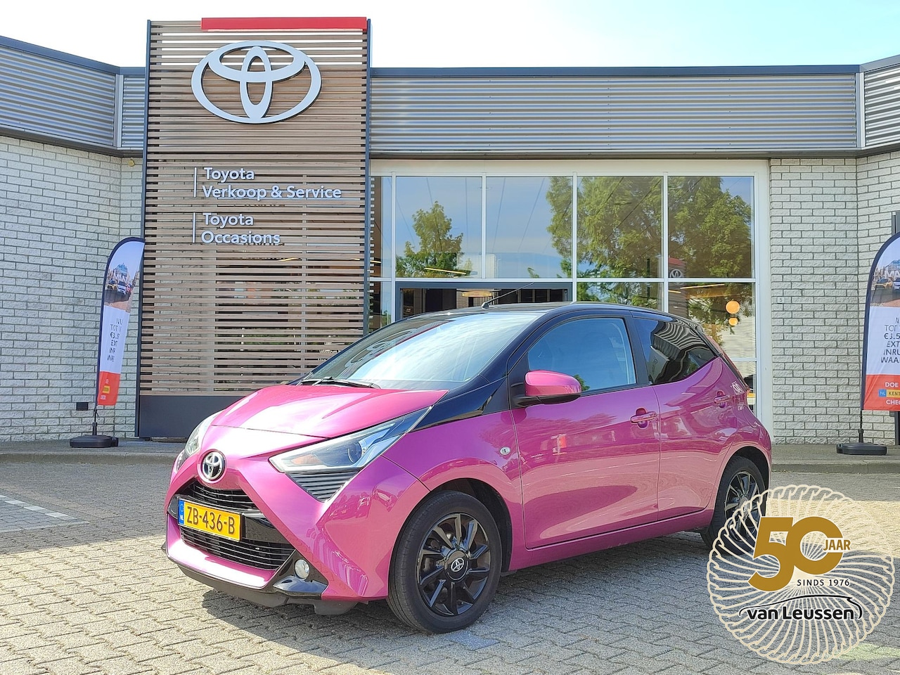 Toyota Aygo - 1.0 VVT-i X-CITE CAMERA BLUETOOTH 15'' LM-VELGEN AIRCO DAB+ APPLE/ANDROID NL-AUTO 1E-EIG - AutoWereld.nl