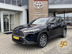Toyota Corolla Cross - 2.0 HYBRID 184PK FIRST-EDITION BLIND-SPOT EL-ACHTERKLEP LM-VELGEN KEYLESS PARK-SENSOREN ST