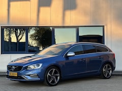 Volvo V60 - 2.0 T4 R Design l ACC l Leer l Schuifdak l BLIS l Lane Assist l