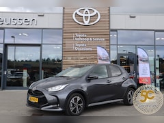 Toyota Yaris - HYBRID 115 DYNAMIC STOEL/STUURVERW BLIND-SPOT P-SENSOREN 16'' LM-VELGEN KEYLESS CAMERA APP