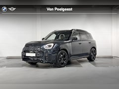 MINI Countryman - C | John Cooper Works Uitvoering | Pakket M | 19" Runway Spoke Jet Black