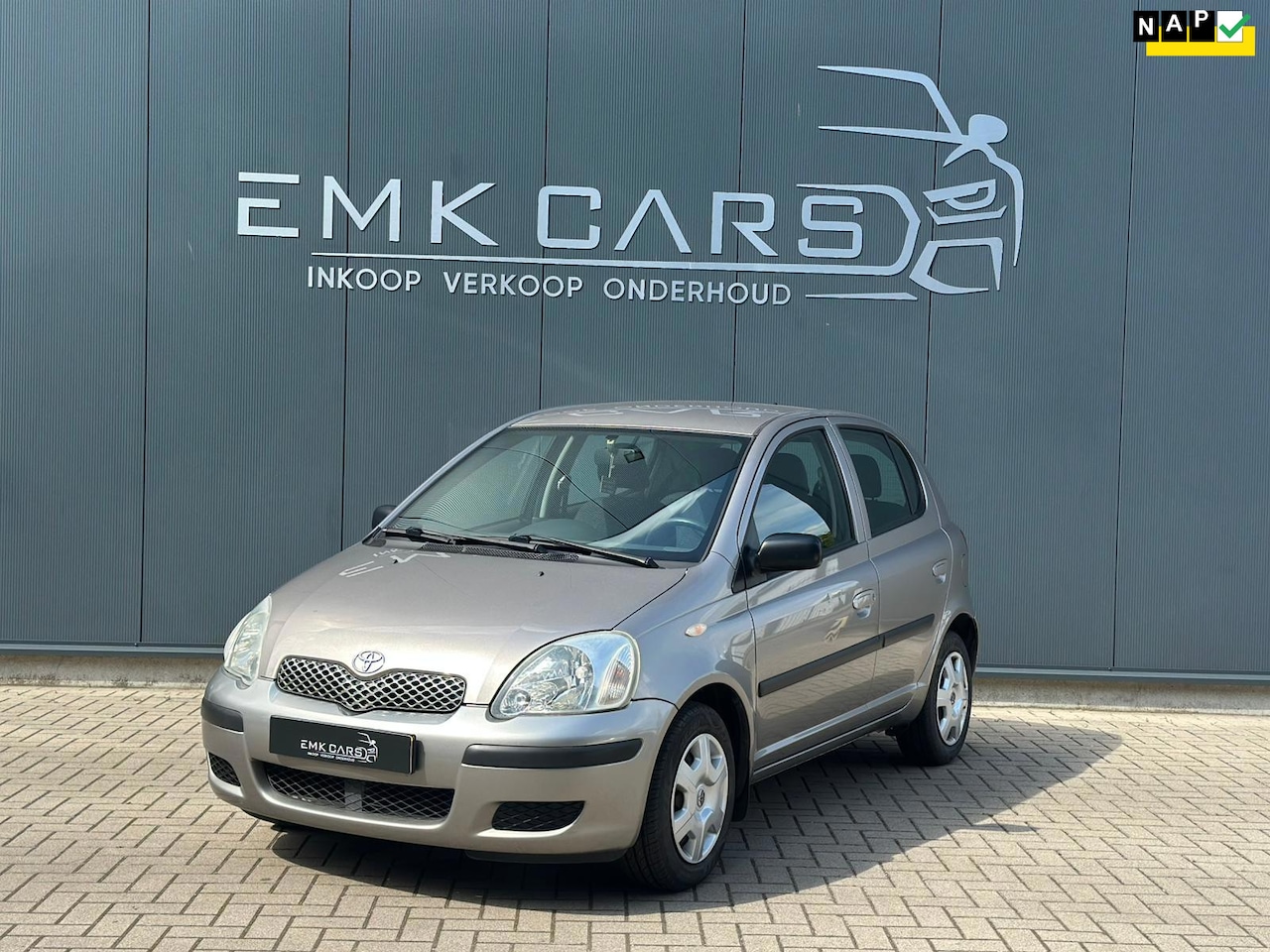Toyota Yaris - 1.0 VVT-i Idols 1.0 VVT-i Idols - AutoWereld.nl