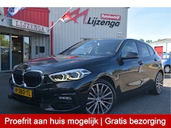 BMW 1-serie - 118i High Executive Edition LED | Leer | Pano | Carplay | Stoelverwarming | Trekhaak | 18