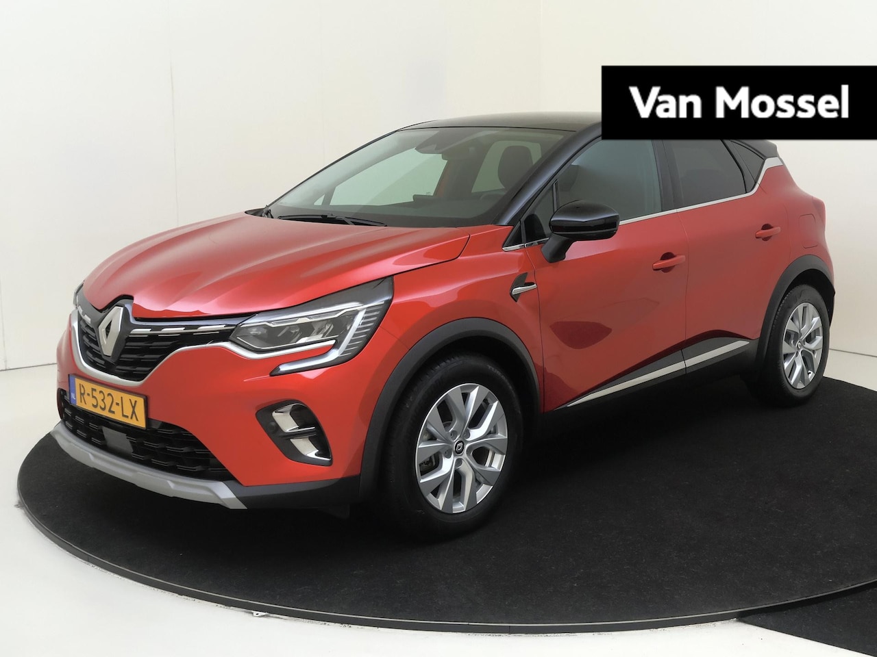 Renault Captur - E-Tech Plug-in Hybrid 160 Intens | Automaat | Trekhaak | Navigatie - AutoWereld.nl