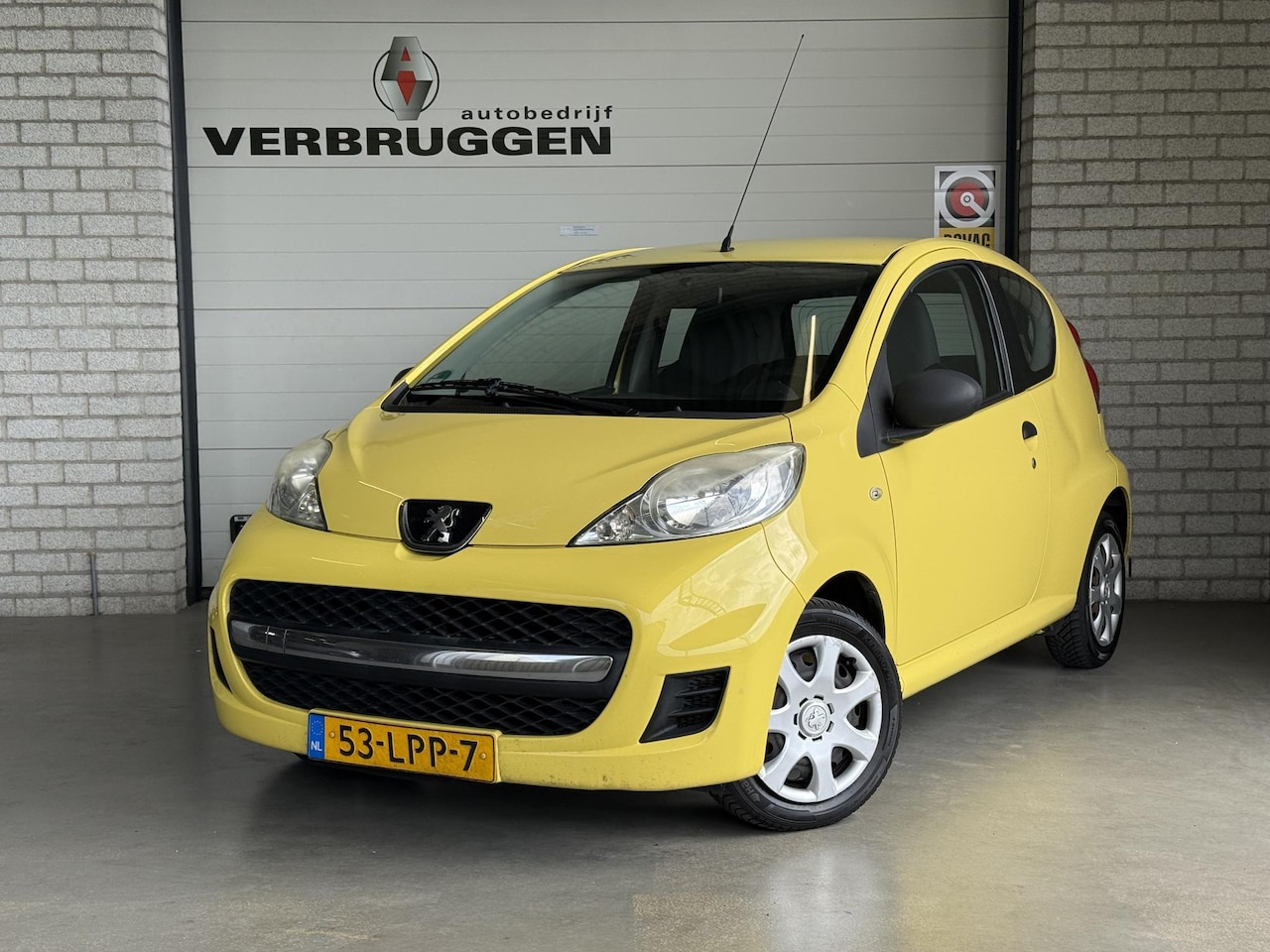 Peugeot 107 - 1.0 XR | NL Auto | Volledig onderh. | Radio/CD speler - AutoWereld.nl