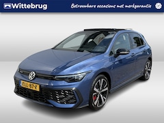 Volkswagen Golf - 1.5 eHybrid GTE / AUTOMAAT/ FABRIEKSGARANTIE TM 07-2030/ 272PK/ PANO/ TREKHAAK/ DCC/ ACC/