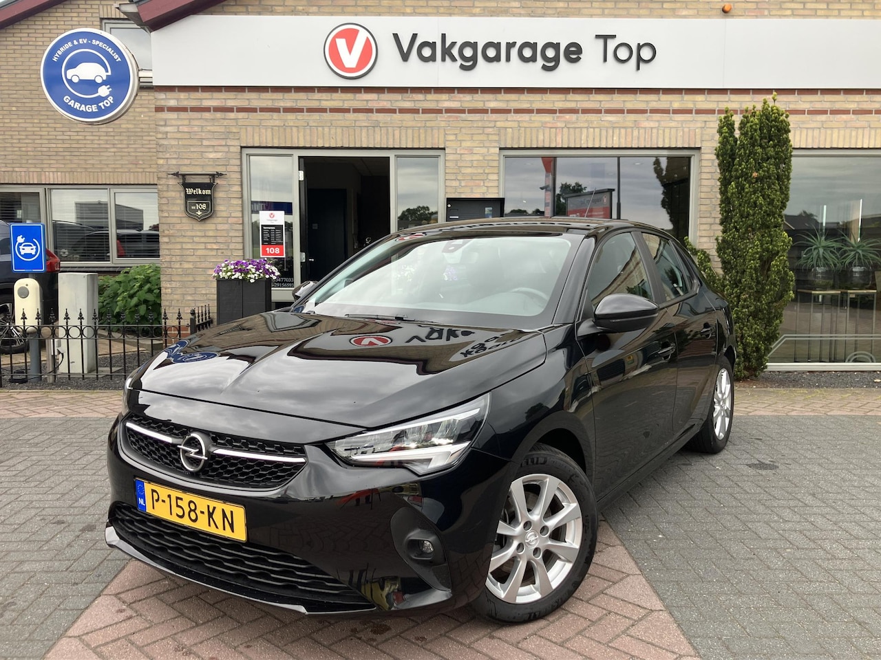 Opel Corsa - 1.2 GS Line | Trekhaak | Camera | 12 Maand Garantie - AutoWereld.nl