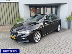 Skoda Scala - 1.0 TSI Sport Business | Trekhaak | Carplay| Virtual cockpit | Zwart hemel | 110 pk | NAP