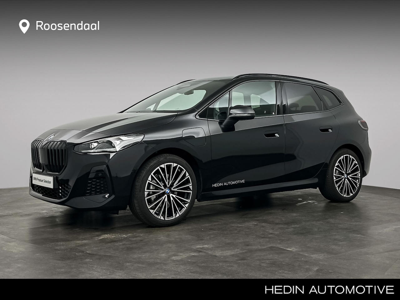 BMW 2-serie Active Tourer - 225e xDrive M-Sport | Trekhaak | Harman Kardon | Glazen Panoramadak | Camera | Head Up Dis - AutoWereld.nl