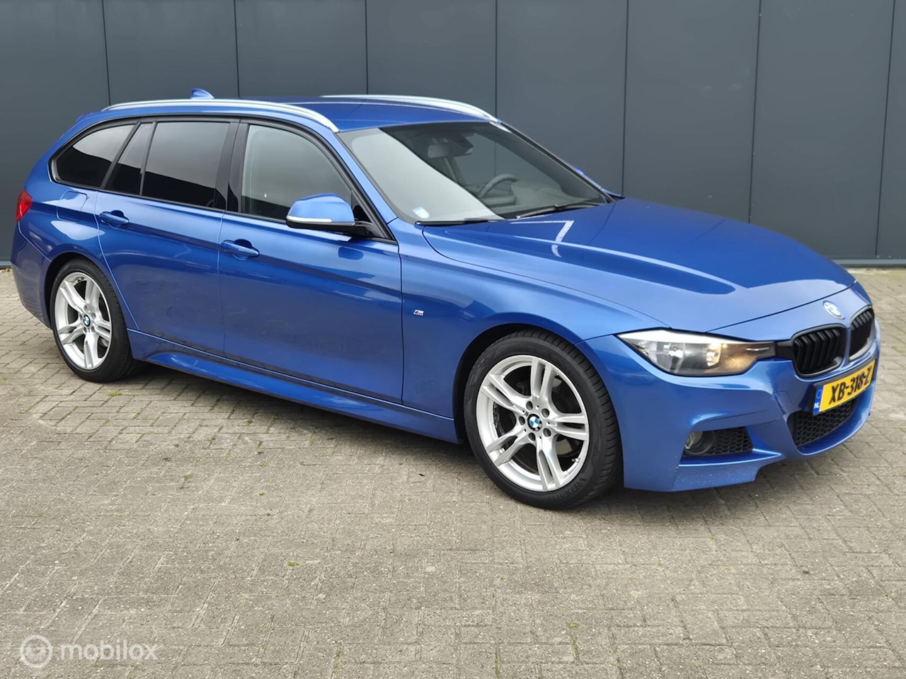 BMW 3-serie Touring - 318d M Sport Edition|APK 5-2027 - AutoWereld.nl