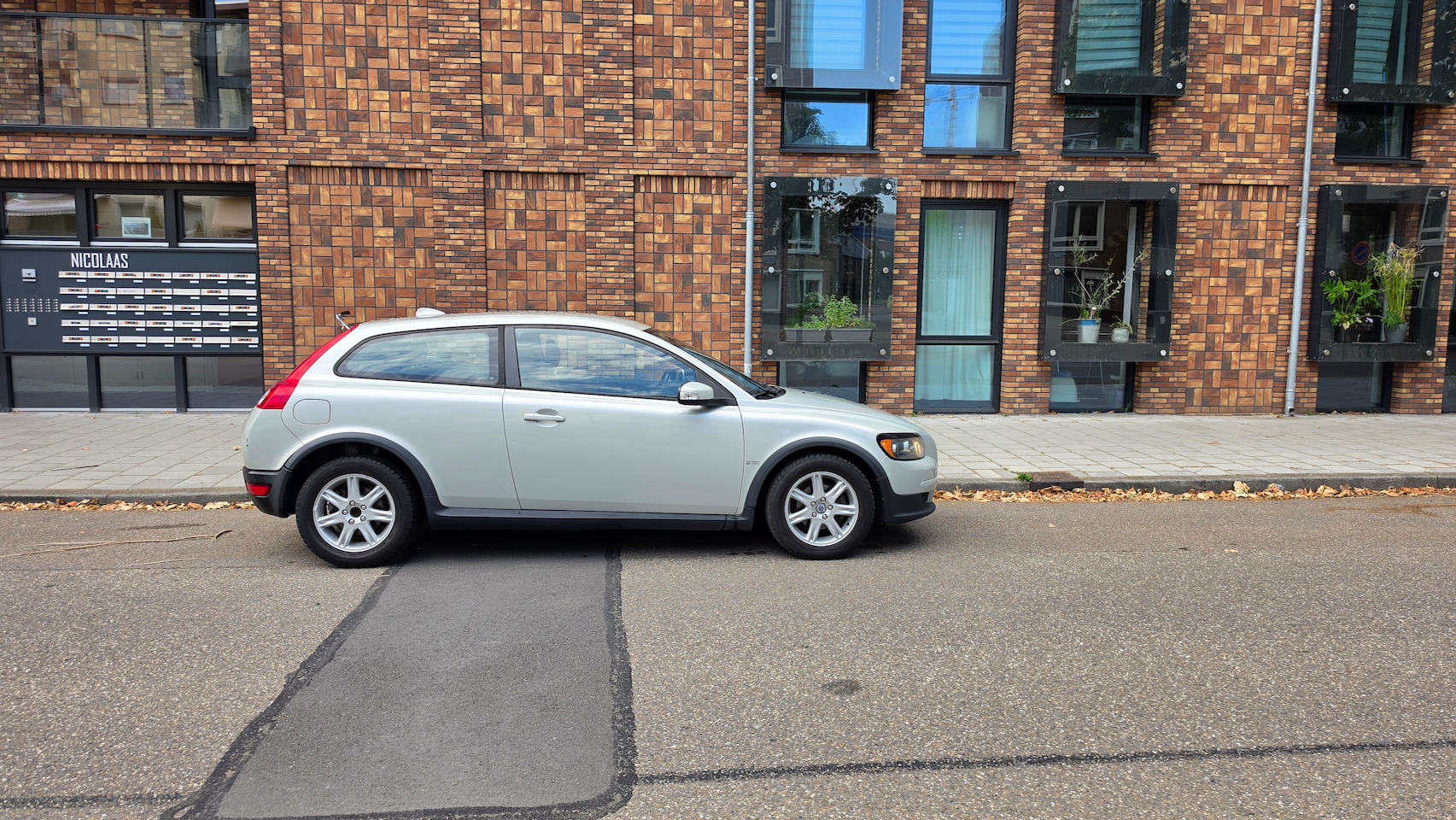 Volvo C30 - 2.0 Momentum Nieuwe apk - AutoWereld.nl