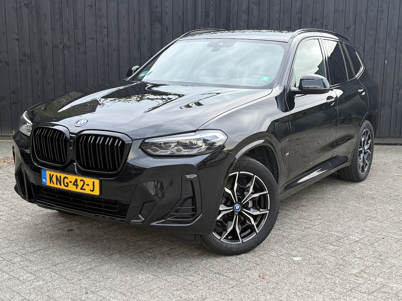 BMW X3 - xDrive30e M-sport - AutoWereld.nl