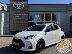 Toyota Yaris - 1.5 HYBRID EXECUTIVE NL-AUTO 17'' LM-VELGEN BSM HALF-LEDER STOELVERW PARK-SENSOREN NAVI LE
