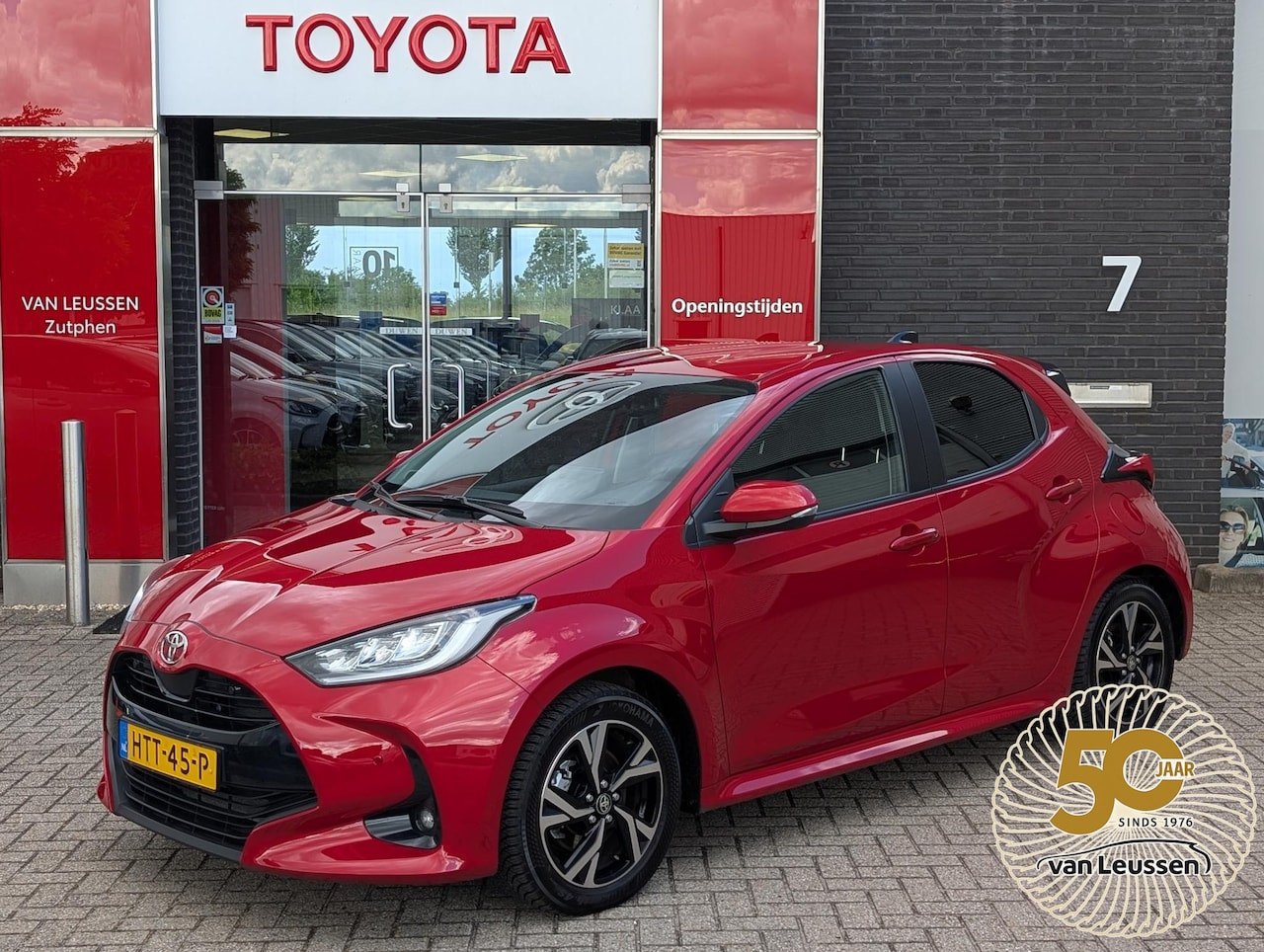Toyota Yaris - 1.5 Hybrid 115 Dynamic STOEL- & STUURVERWARMING PARKEERSENSOREN V+A DODEHOEKDETECTIE - AutoWereld.nl