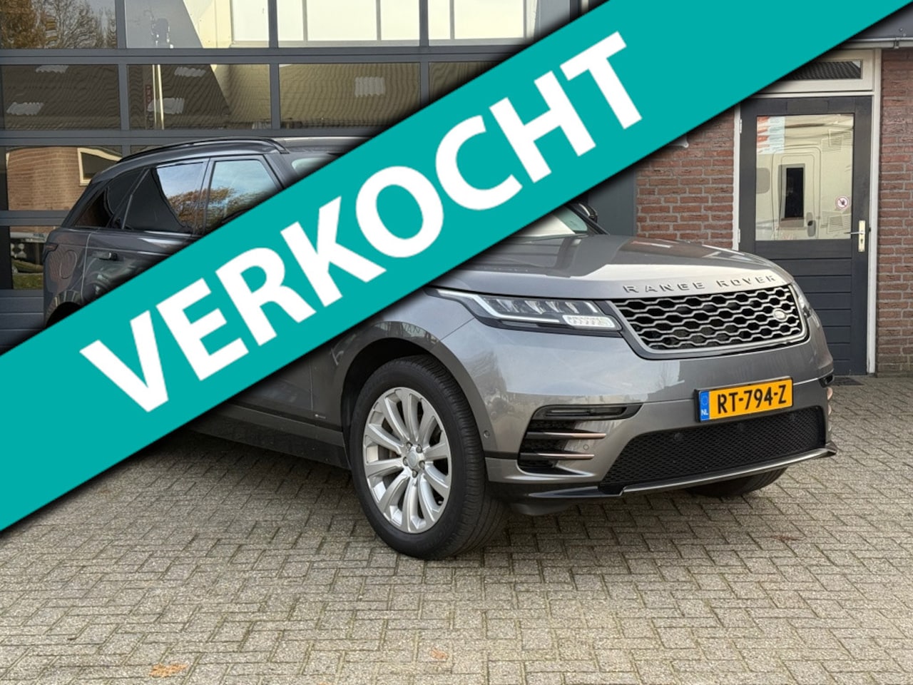 Land Rover Range Rover Velar - 2.0 I4 AWD R-Dynamic SE 2.0 I4 AWD R-Dynamic SE - AutoWereld.nl