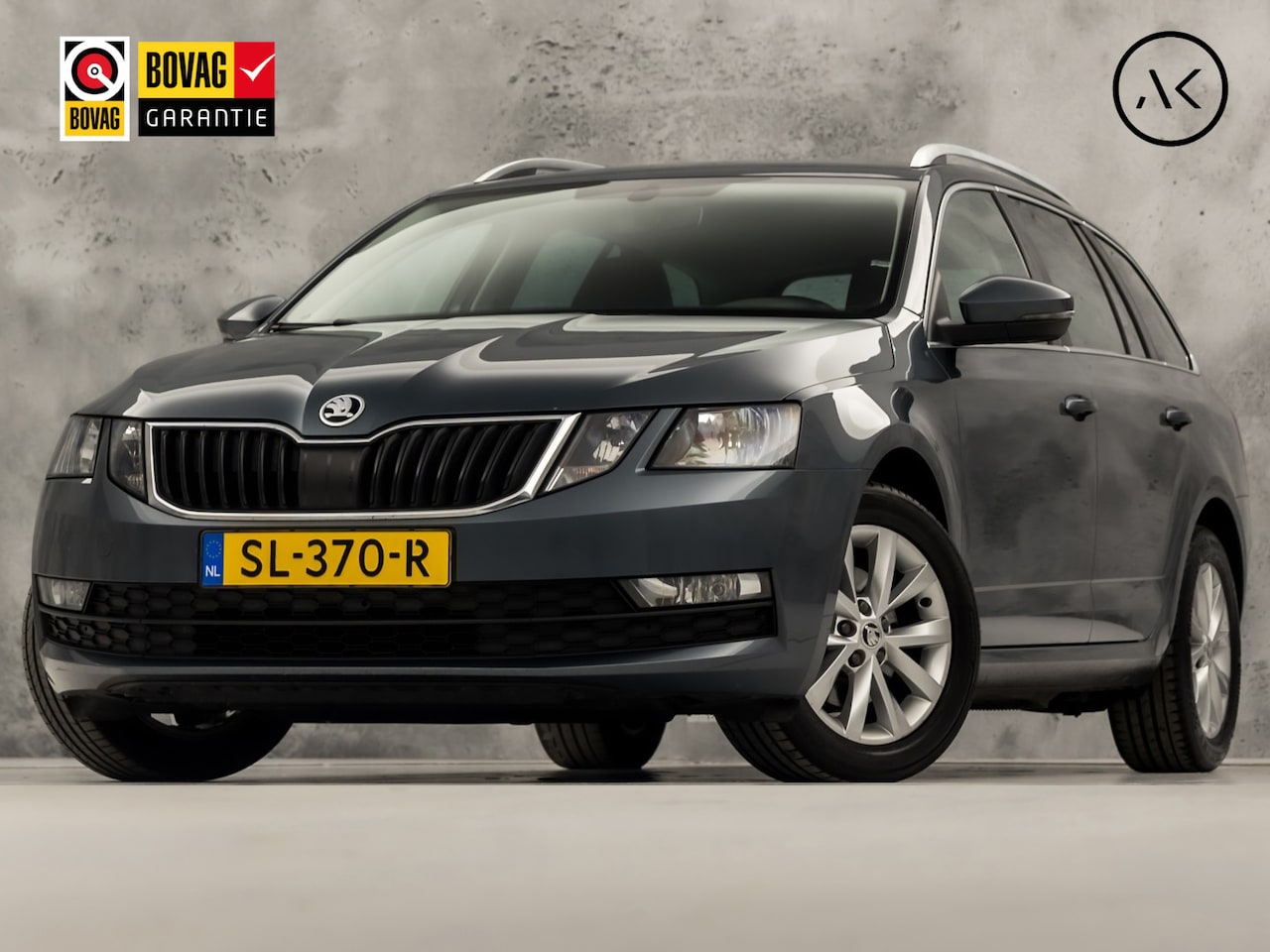 Skoda Octavia Combi - 1.0 TSI Sport (APPLE CARPLAY, GROOT NAVI, CLIMATE, LEDER, STOELVERWARMING, SPORTSTOELEN, G - AutoWereld.nl