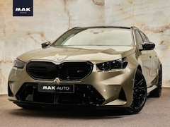 BMW 5-serie Touring - M5 V8 M Hybrid , Sonderlackierung, Ultimate Package, ceramic, pano, B&W, 21", stl.ventilat