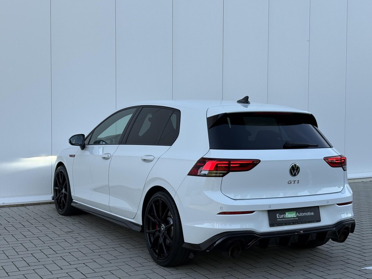 Volkswagen Golf - 2.0 TSI GTI | AKROPROVIC | MAXTON DESIGN | LKA | I.Q light