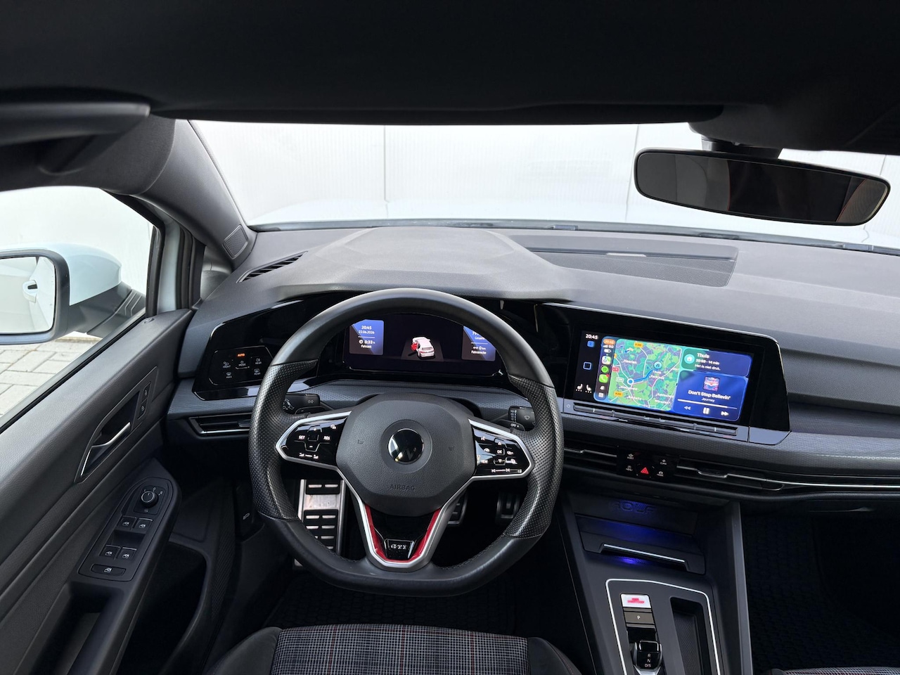 Volkswagen Golf - 2.0 TSI GTI | AKROPROVIC | MAXTON DESIGN | LKA | I.Q light